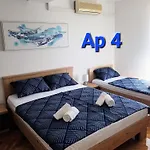 Poreč old town, apartment 2 rooms/5 beds